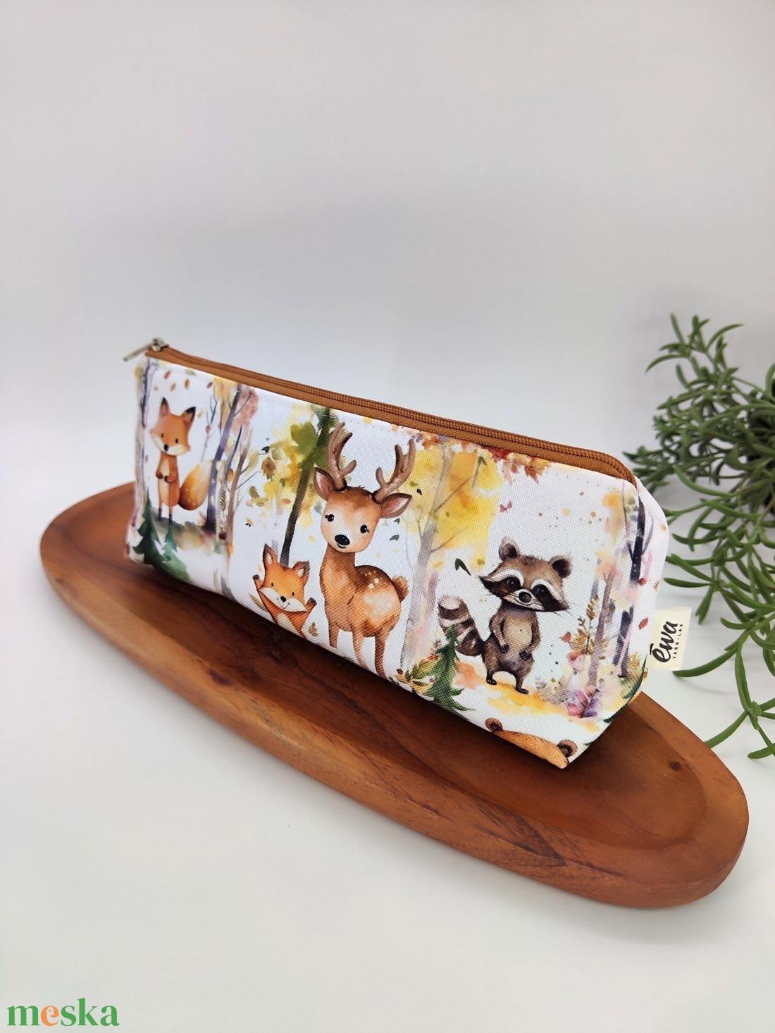 Tolltartó / neszeszer erdei állatok minta - otthon & életmód - papír, írószer - tolltartó & ceruzatekercs - Meska.hu