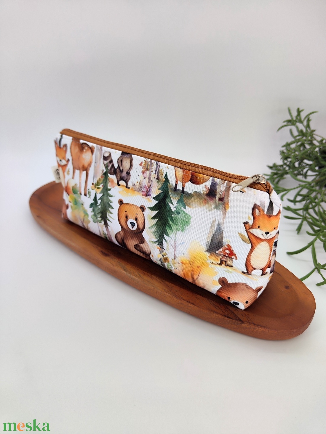 Tolltartó / neszeszer erdei állatok minta - otthon & életmód - papír, írószer - tolltartó & ceruzatekercs - Meska.hu