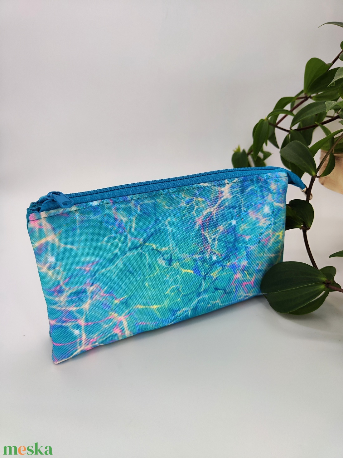 Ikerneszi - Nagyobb - Cipzáros tároló - kék, aqua minta - táska & tok - neszesszer - Meska.hu