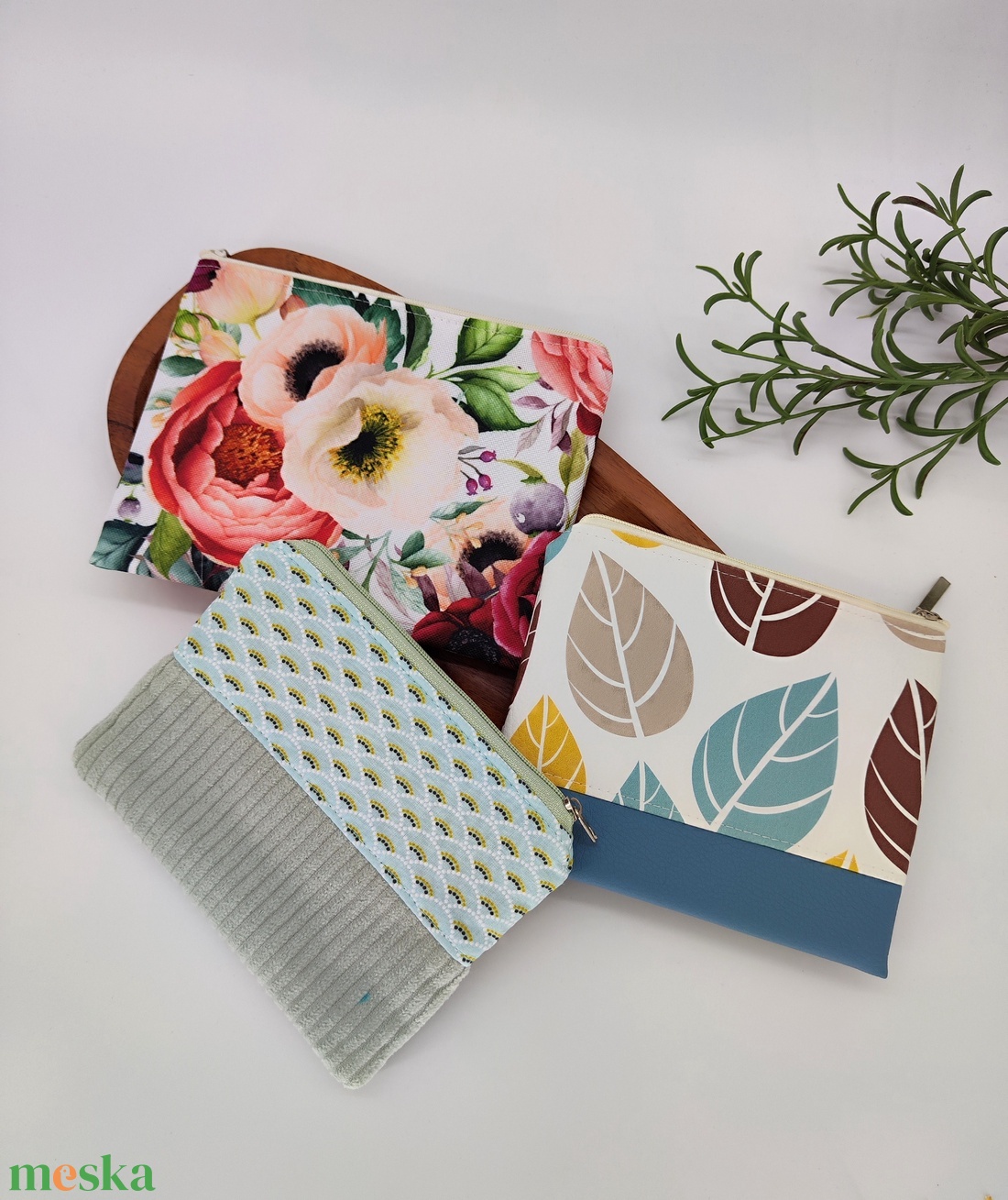 Mini cipzáros tároló - Rózsák, levelek és menta kord minta - táska & tok - neszesszer - Meska.hu