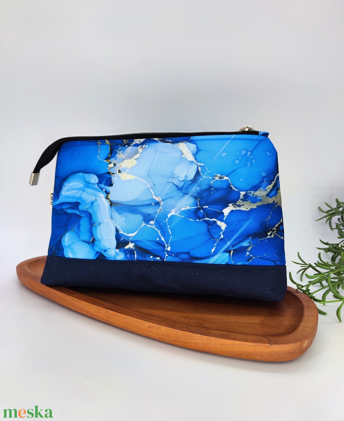 Kalandor cipzáras tároló utazó neszesszer,kék alapon márványminta - táska & tok - neszesszer - Meska.hu