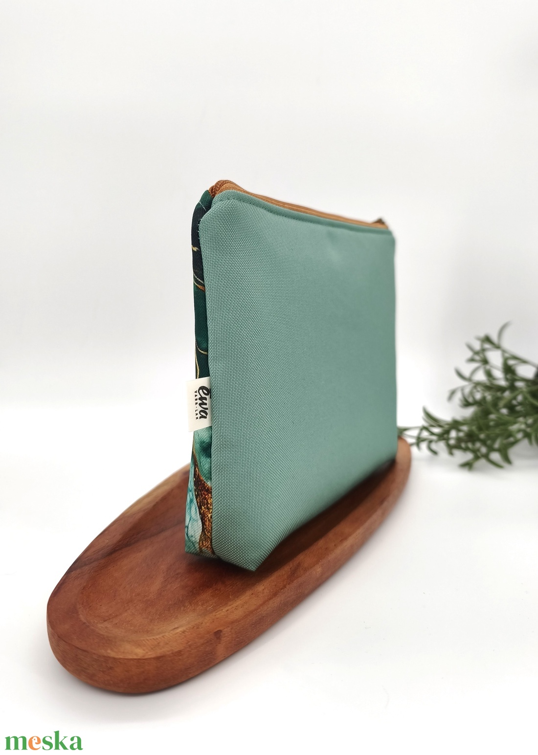 Neszesszer, piperetáska, közepes méretű cipzáros tároló Zöld márványminta - táska & tok - neszesszer - Meska.hu