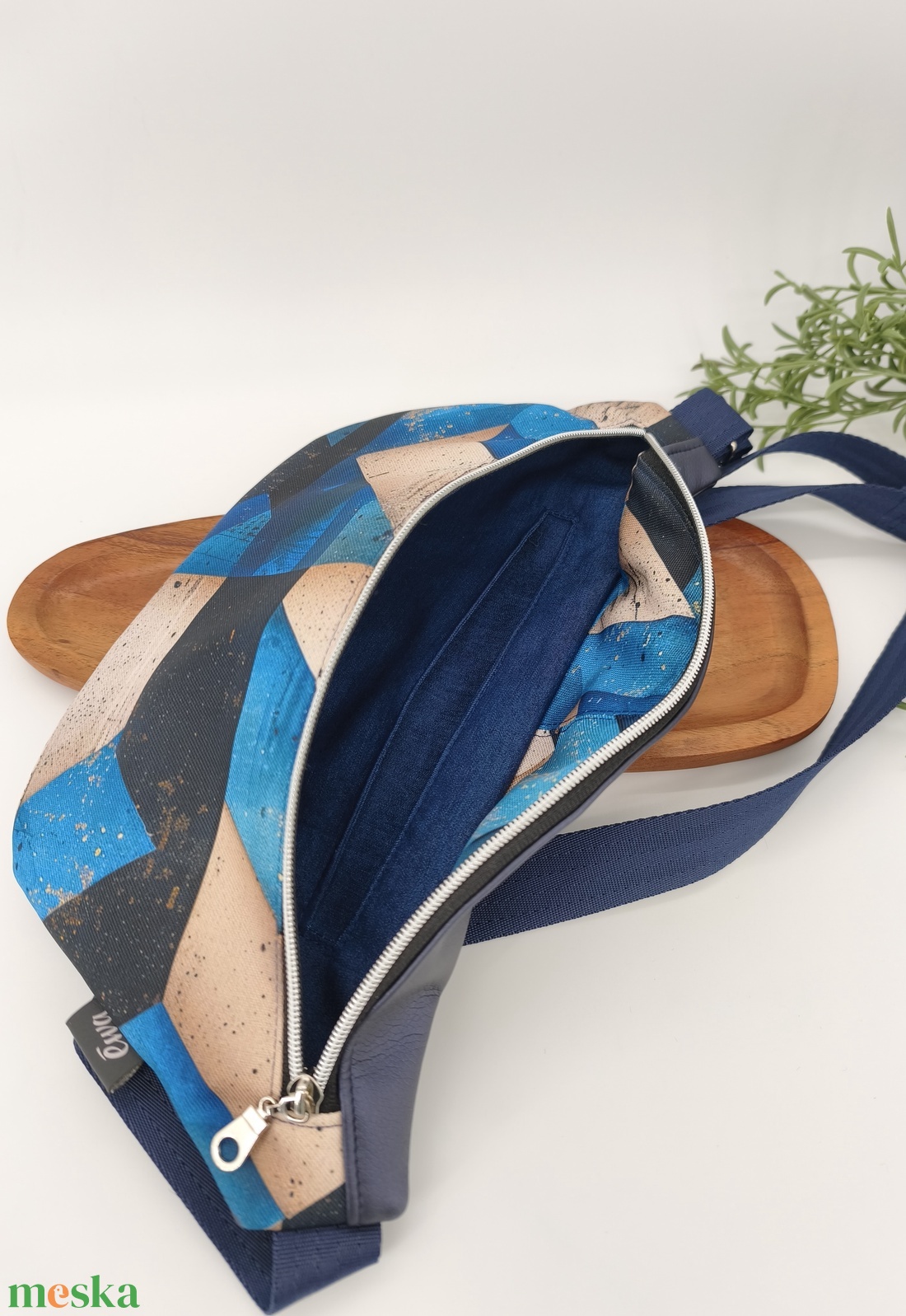 Crodssbody / Testtáska kék geometriai minta - táska & tok - kézitáska & válltáska - vállon átvethető táska - Meska.hu