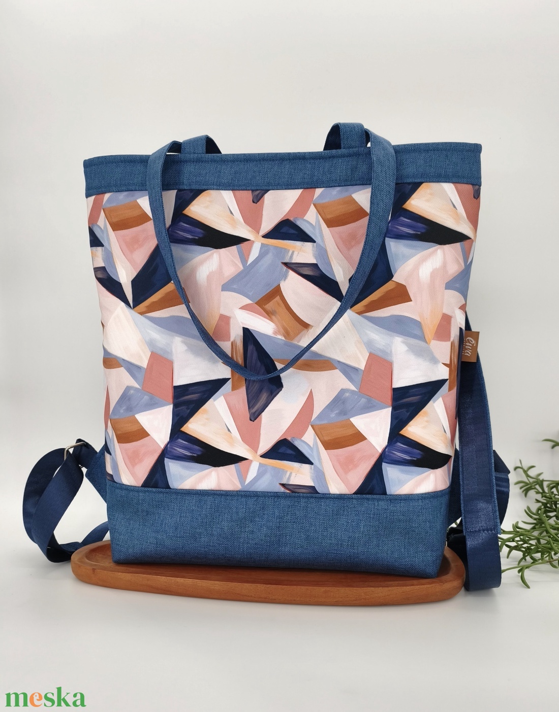 Fanni válltáska és hátitáska, kétfunkciós pasztell absztrakt minta - táska & tok - variálható táska - Meska.hu