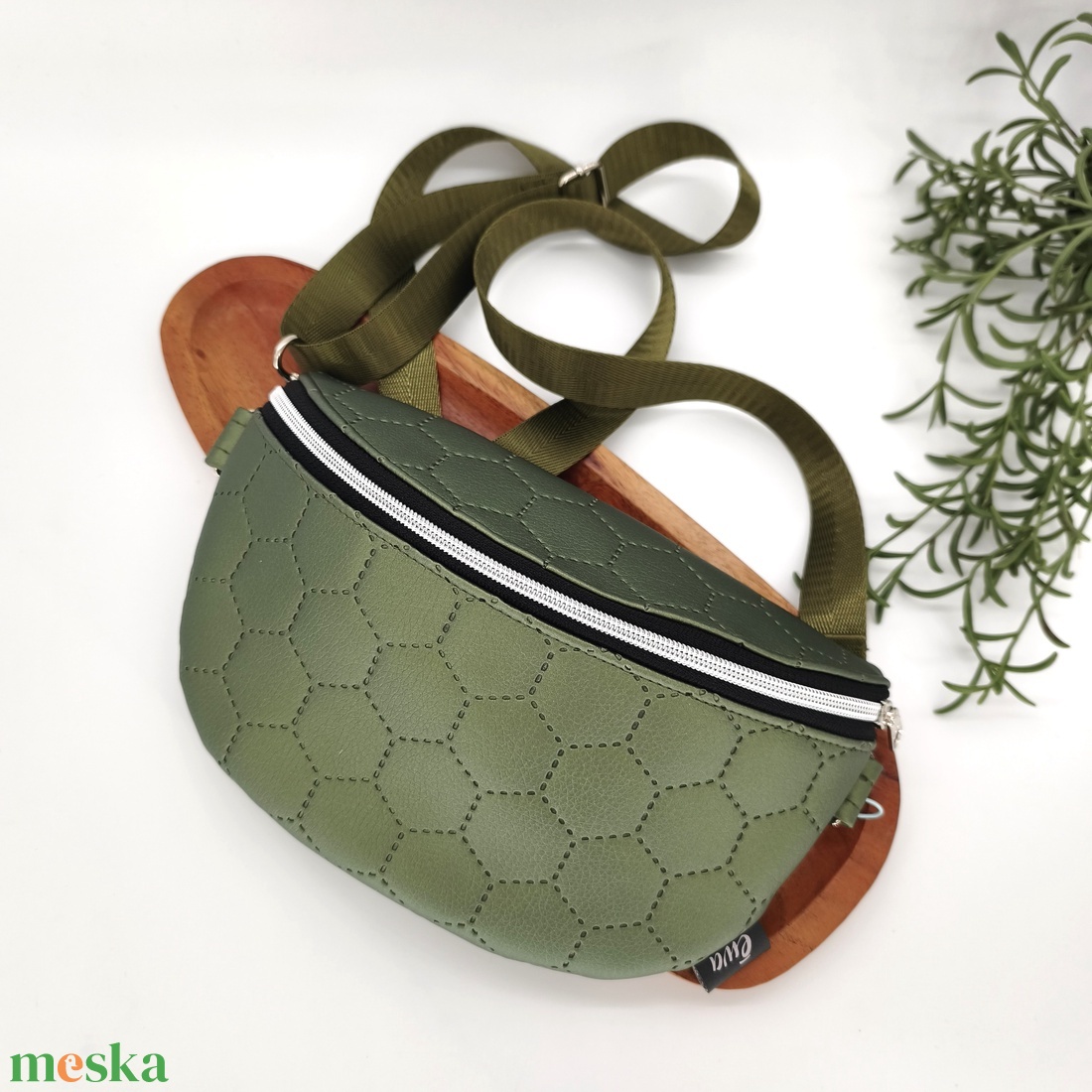 Mia crossbody, zöld textilbőr övtáska - táska & tok - övtáska - Meska.hu