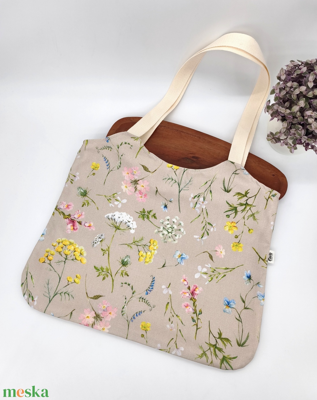 Dóra vászontáska mezei virágok 2. minta / textilszatyor - táska & tok - bevásárlás & shopper táska - shopper, textiltáska, szatyor - Meska.hu