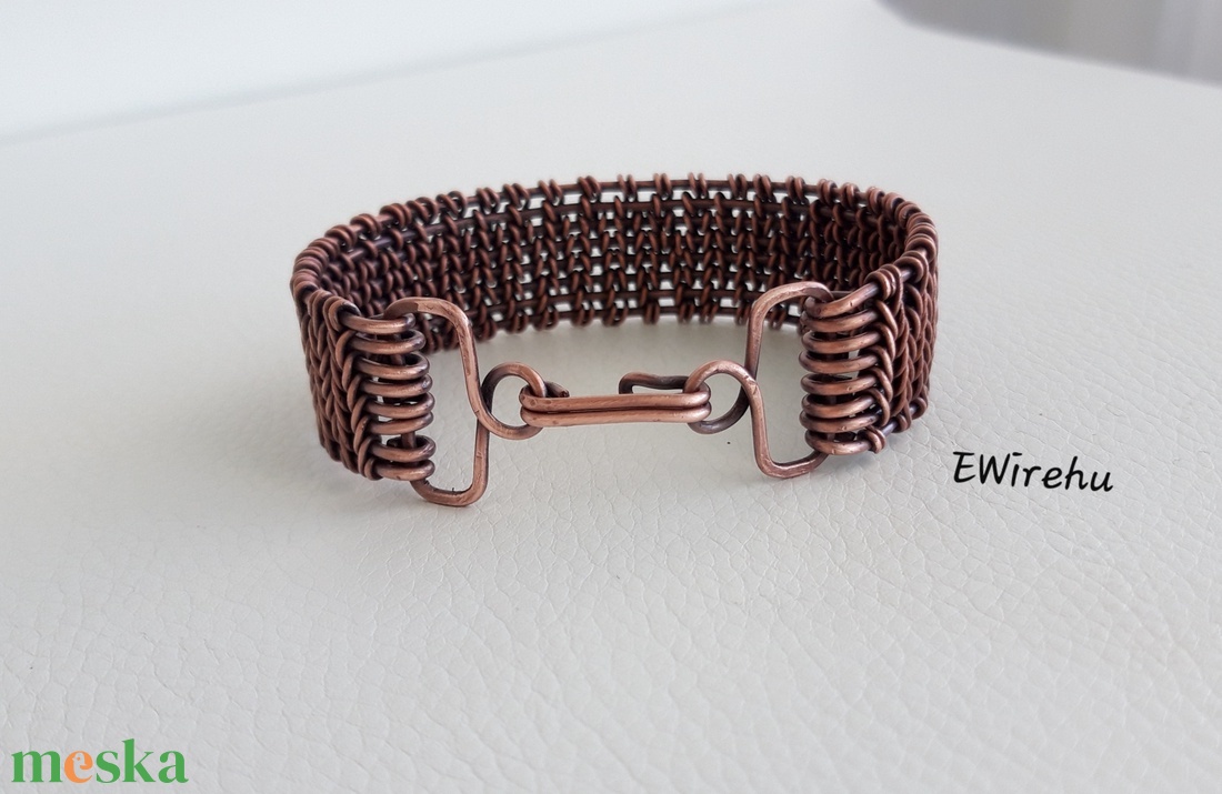 Antikolt vörösréz karkötő, egyedi, kézműves, drótékszer, réz ékszer, fonott, merev, karperec - ékszer - karkötő - karperec - Meska.hu