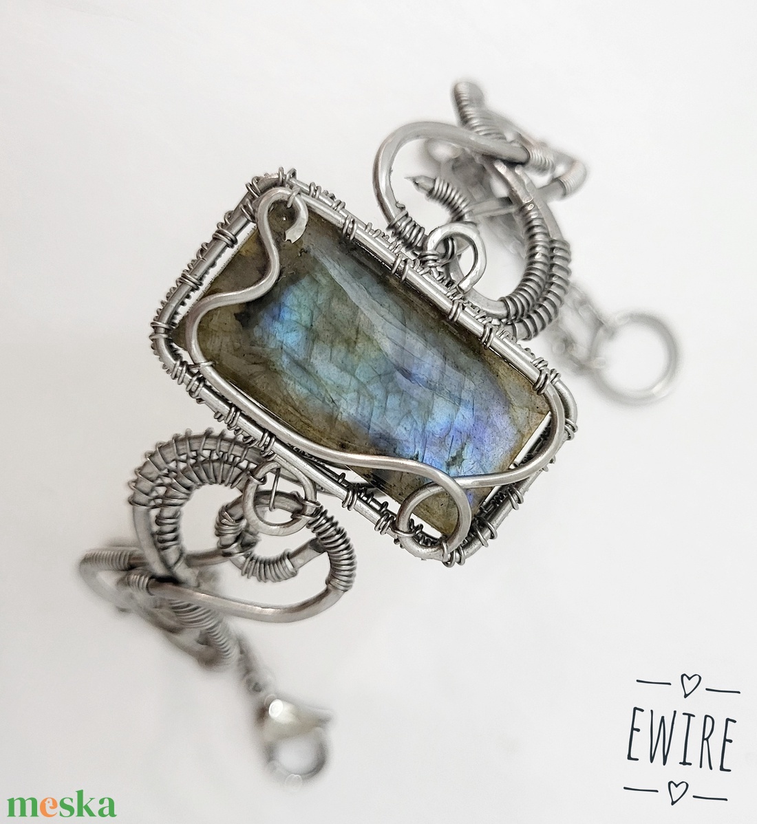 Kék labradorit orvosi fém karperec - ékszer - karkötő - karperec - Meska.hu