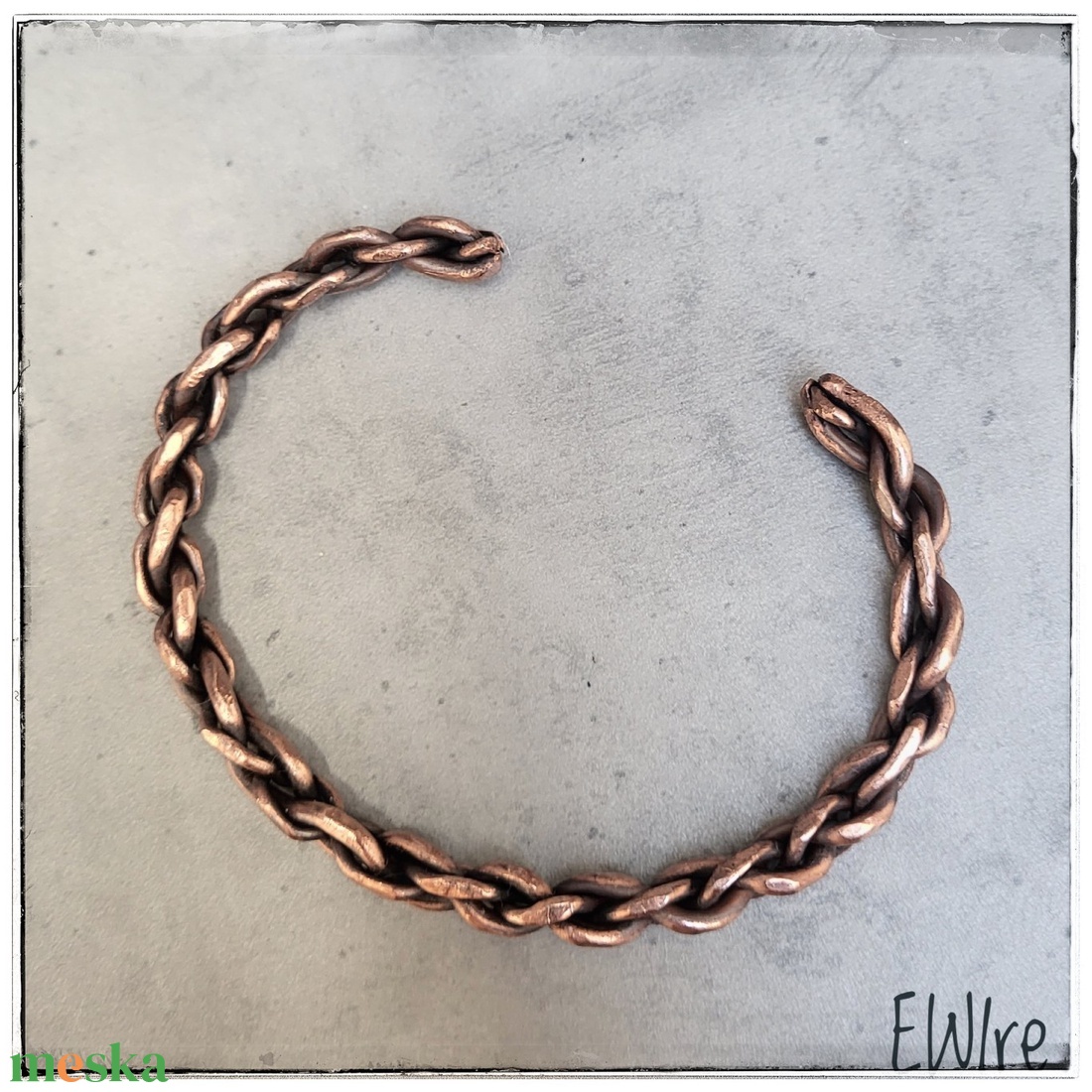 Fonott brutalista vörösréz karperec 2. egyedi, kézműves drótékszer, réz ékszer - ékszer - karkötő - karperec - Meska.hu