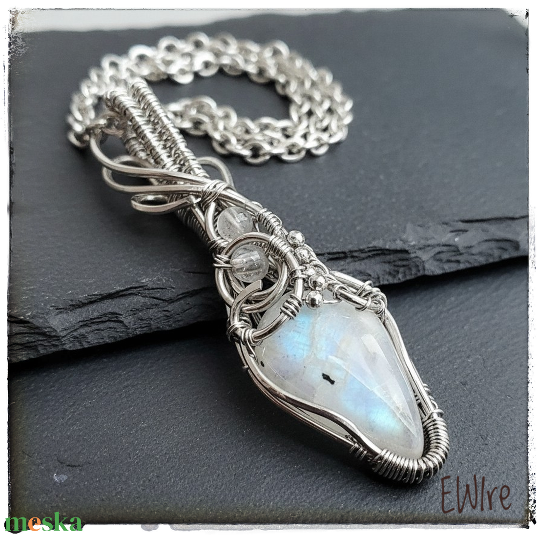 Szivárvány holdkő medál orvosi fém - ékszer - nyaklánc - medál - Meska.hu