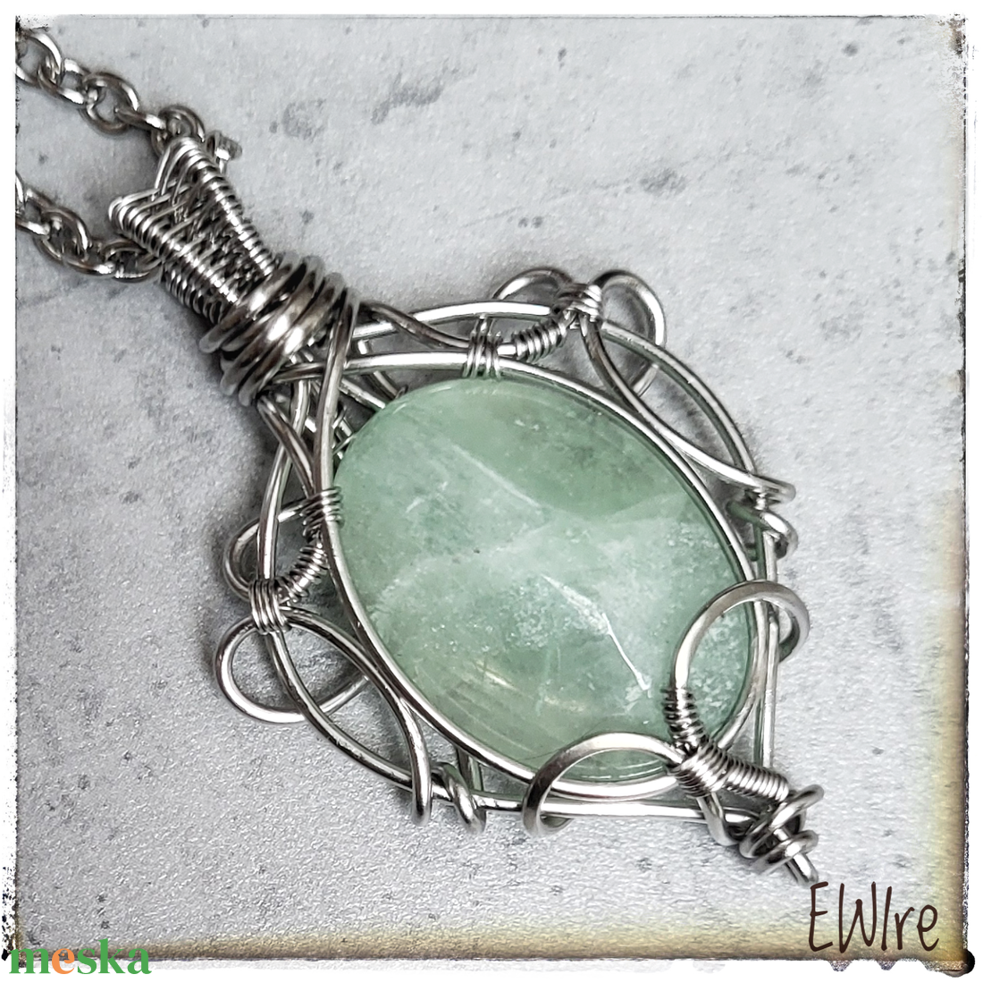 Fluorit ásvány medál orvosi fém - ékszer - nyaklánc - medál - Meska.hu