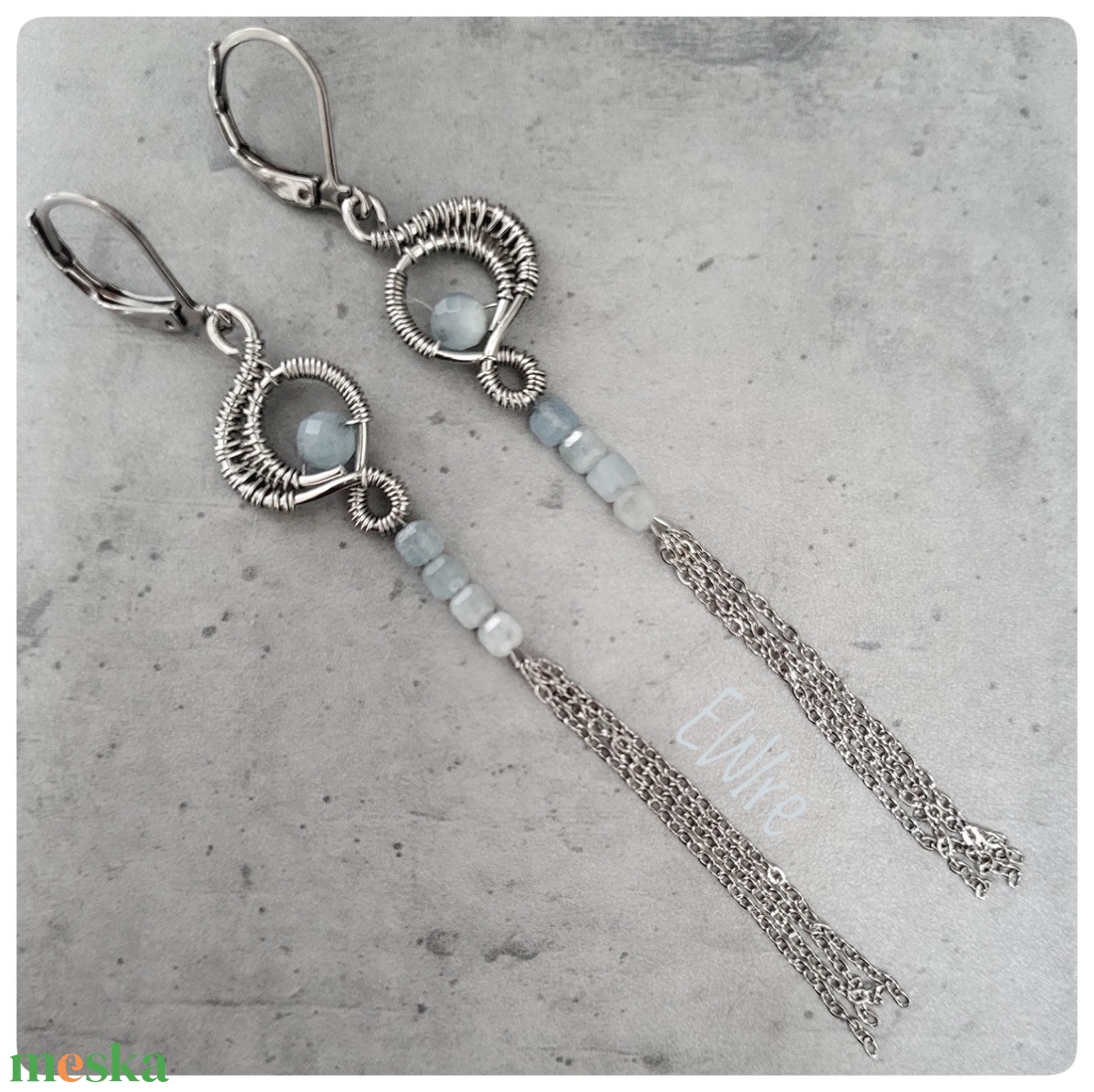 Akvamarin gyöngyös hosszú fantázia fülbevaló, drótékszer - ékszer - fülbevaló - lógó fülbevaló - Meska.hu