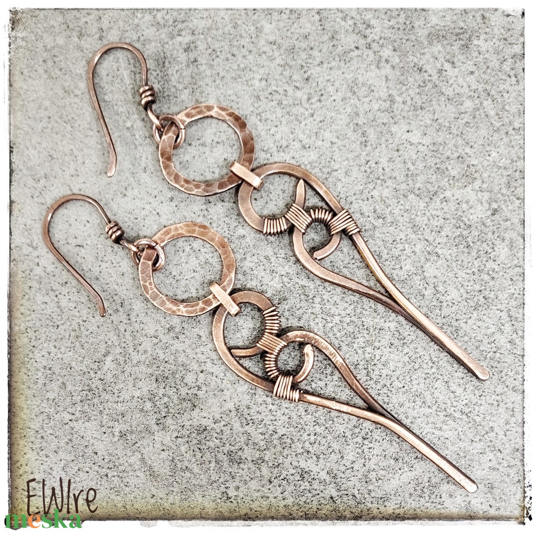 Réz fülbevaló, hosszú, csúcsos - ékszer - fülbevaló - lógó fülbevaló - Meska.hu