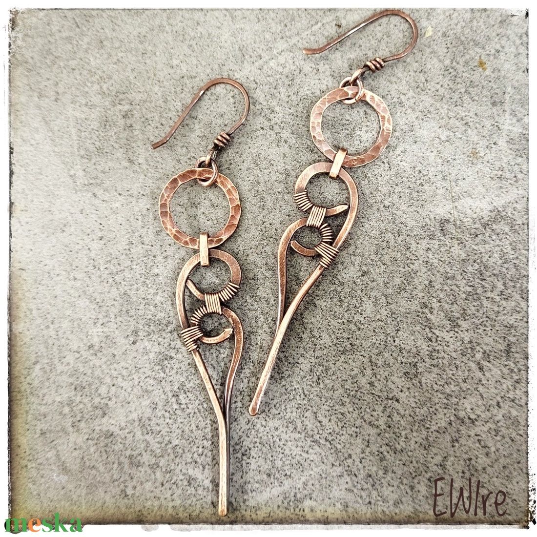 Réz fülbevaló, hosszú, csúcsos - ékszer - fülbevaló - lógó fülbevaló - Meska.hu