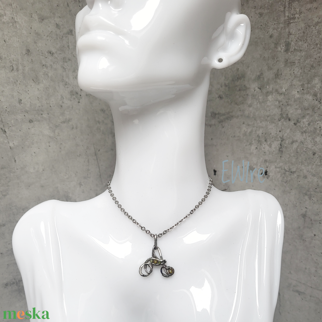 Betű medál A orvosi fém cirkonnal - ékszer - nyaklánc - medál - Meska.hu