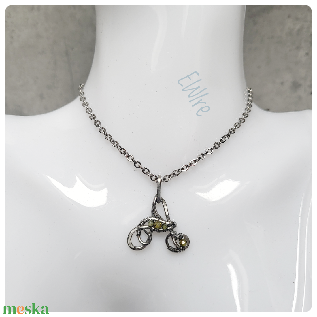 Betű medál A orvosi fém cirkonnal - ékszer - nyaklánc - medál - Meska.hu