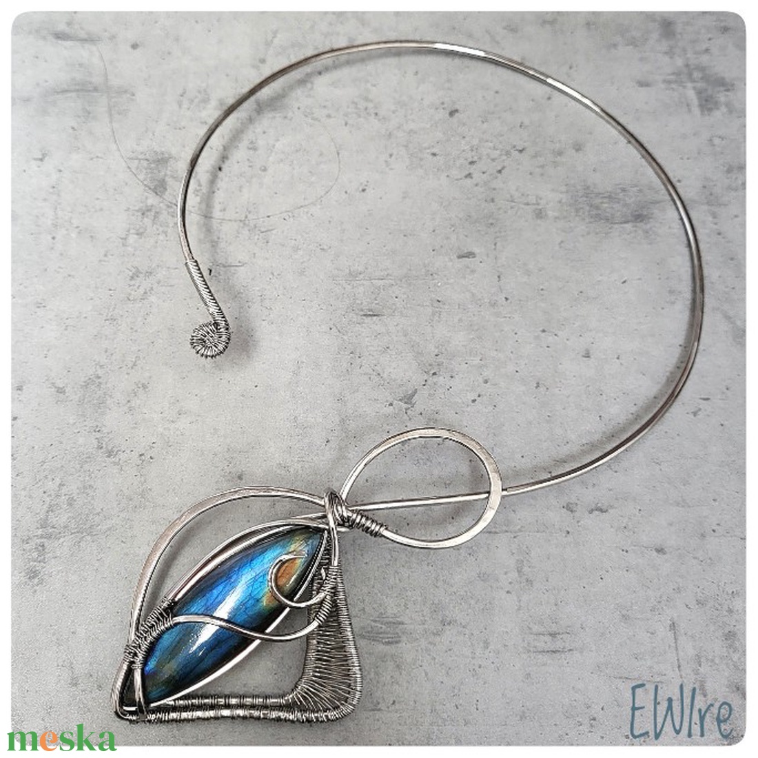 Design nyakék, labradorit nyaklánc, orvosi acél fantázia nyaklánc - ékszer - nyaklánc - statement nyaklánc - Meska.hu