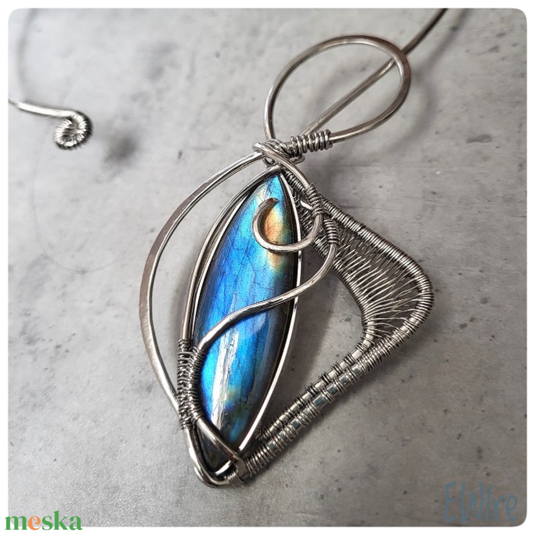 Design nyakék, labradorit nyaklánc, orvosi acél fantázia nyaklánc - ékszer - nyaklánc - statement nyaklánc - Meska.hu