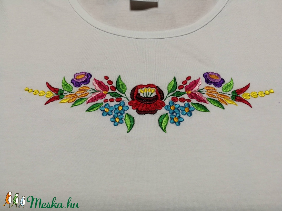 Kalocsai 1 mintás női póló - ruha & divat - női ruha - póló, felső - Meska.hu