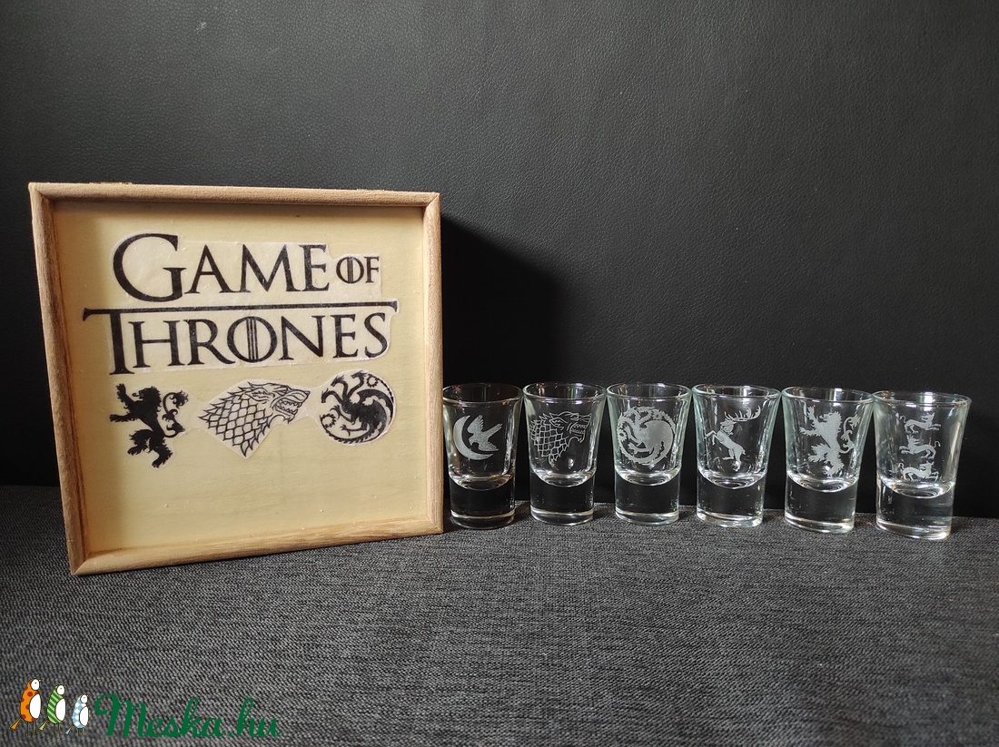Game of thrones Trónok harca pálinkás üveg pohár készlet kézzel gravírozott, opcionálisan díszdobozzal - otthon & életmód - Meska.hu Game of thrones Trónok harca pálinkás üveg pohár készlet kézzel gravírozott, opcionálisan díszdobozzal - otthon & életmód - Meska.hu