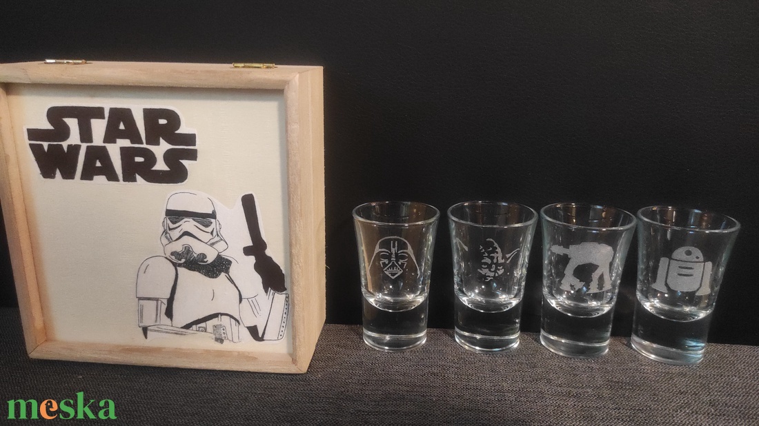 STAR WARS pálinkás üveg pohár készlet, opcionálisan fa díszdobozzal, kézzel gravírozott férfi ajándék, bögre - otthon & életmód - konyhafelszerelés, tálalás - tálalás - pálinkás poharak, szettek - Meska.hu STAR WARS pálinkás üveg pohár készlet, opcionálisan fa díszdobozzal, kézzel gravírozott férfi ajándék, bögre - otthon & életmód - konyhafelszerelés, tálalás - tálalás - pálinkás poharak, szettek - Meska.hu