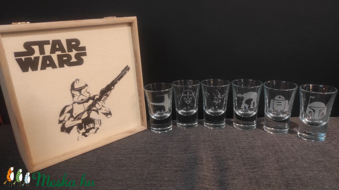 STAR WARS pálinkás üveg pohár készlet, opcionálisan fa díszdobozzal, kézzel gravírozott férfi ajándék, bögre - otthon & életmód - Meska.hu STAR WARS pálinkás üveg pohár készlet, opcionálisan fa díszdobozzal, kézzel gravírozott férfi ajándék, bögre - otthon & életmód - Meska.hu
