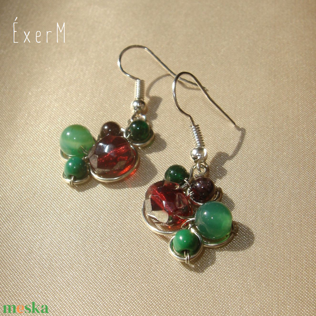 Bordó-zöld fürtös fülbevaló - ékszer - fülbevaló - lógó fülbevaló - Meska.hu
