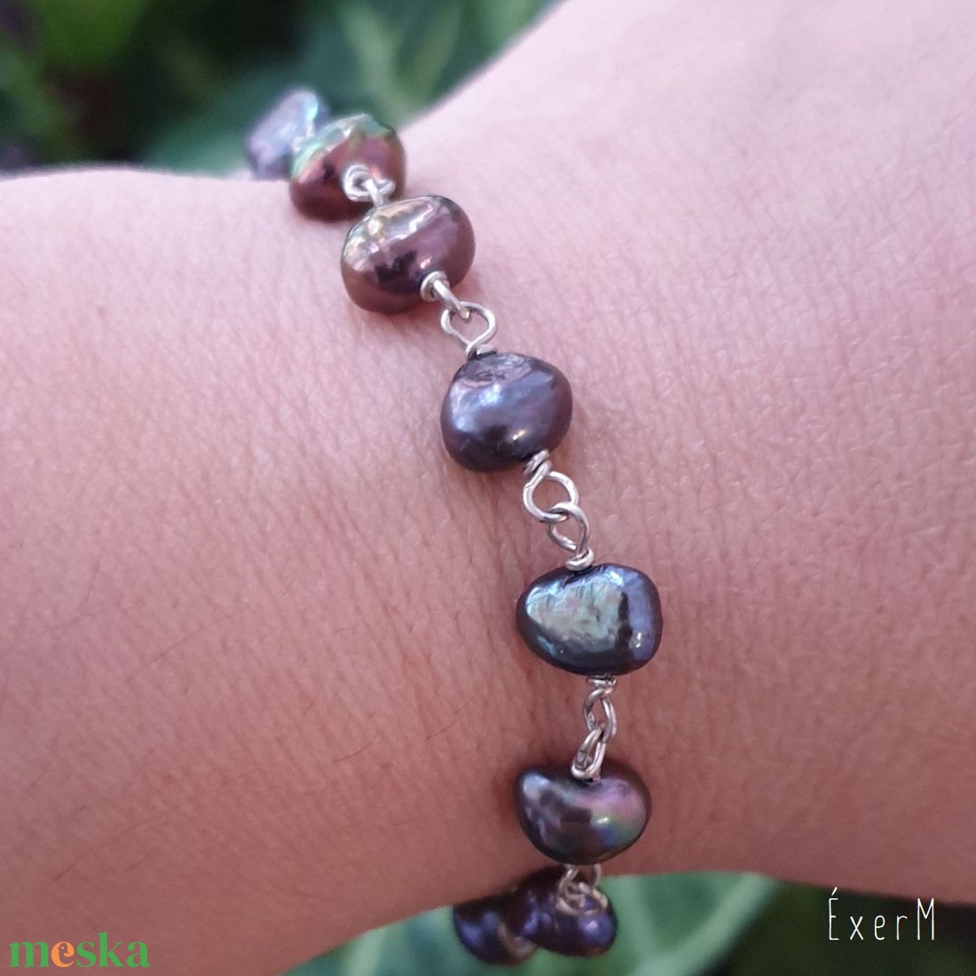 Fekete tenyésztett gyöngy karkötő - ékszer - karkötő - gyöngyös karkötő - Meska.hu