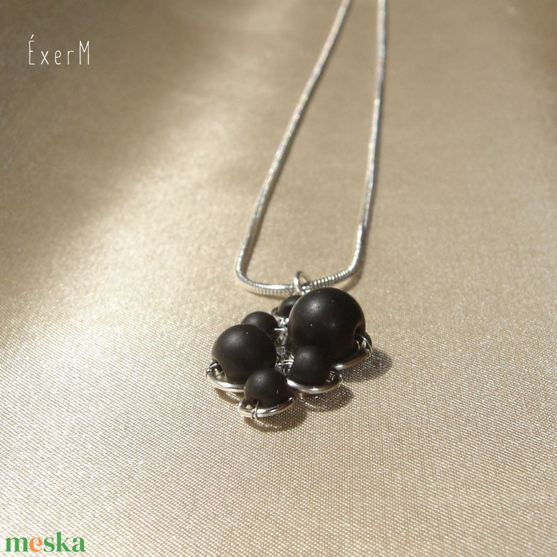 Black grapes ásvány fürt medálos nyaklánc - ékszer - nyaklánc - medálos nyaklánc - Meska.hu