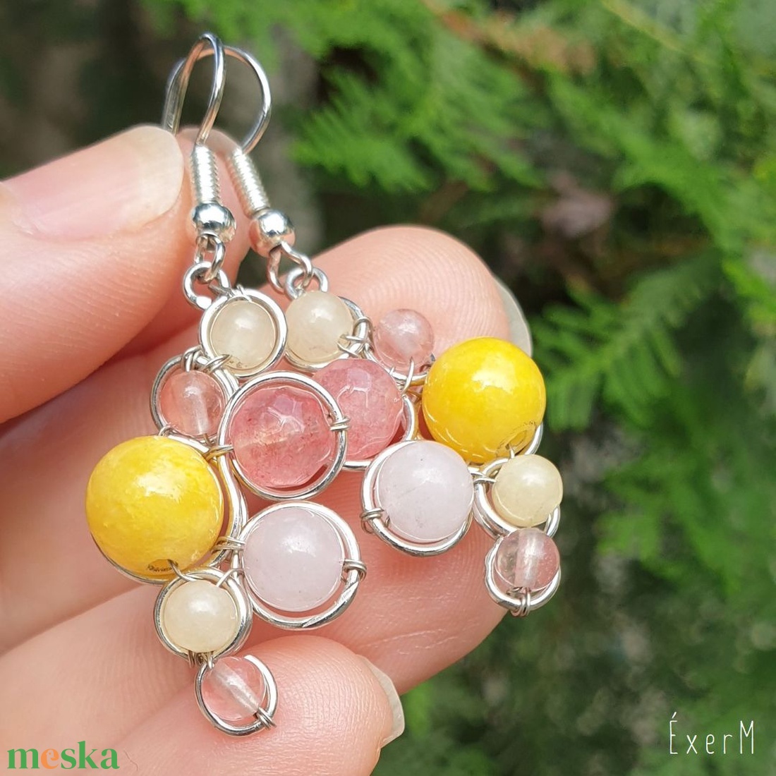 Jáde és rózsakvarc ásvány fülbevaló - ékszer - fülbevaló - lógó fülbevaló - Meska.hu