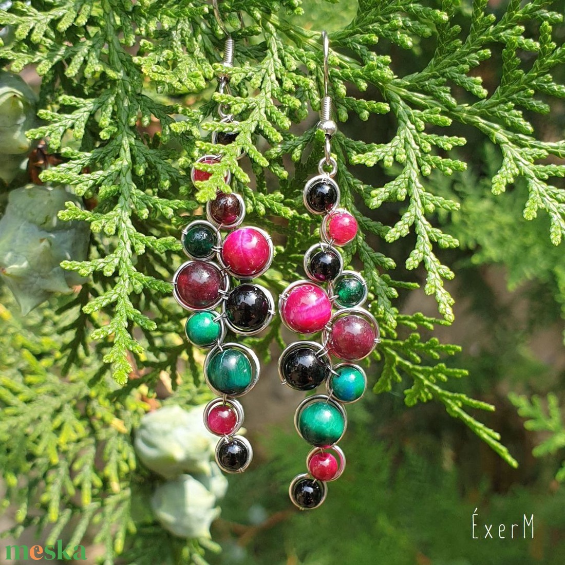 Magenta-zöld-fekete statement ávány fülbevaló - ékszer - fülbevaló - lógó fülbevaló - Meska.hu Magenta-zöld-fekete statement ávány fülbevaló - ékszer - fülbevaló - lógó fülbevaló - Meska.hu