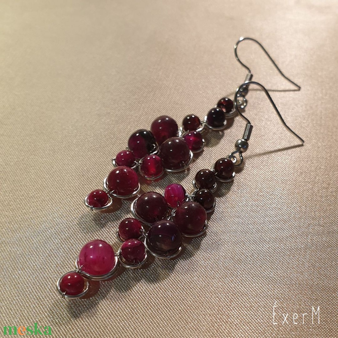 Bordó-magenta ásvány fülbevaló - ékszer - fülbevaló - lógó fülbevaló - Meska.hu