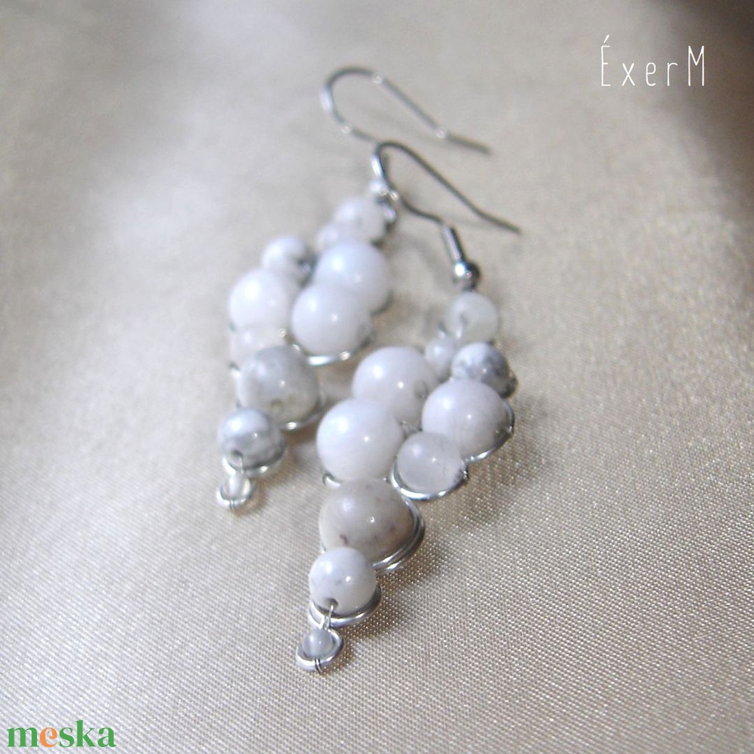 Felhő - fehér statement ásvány fülbevaló - ékszer - fülbevaló - lógó fülbevaló - Meska.hu