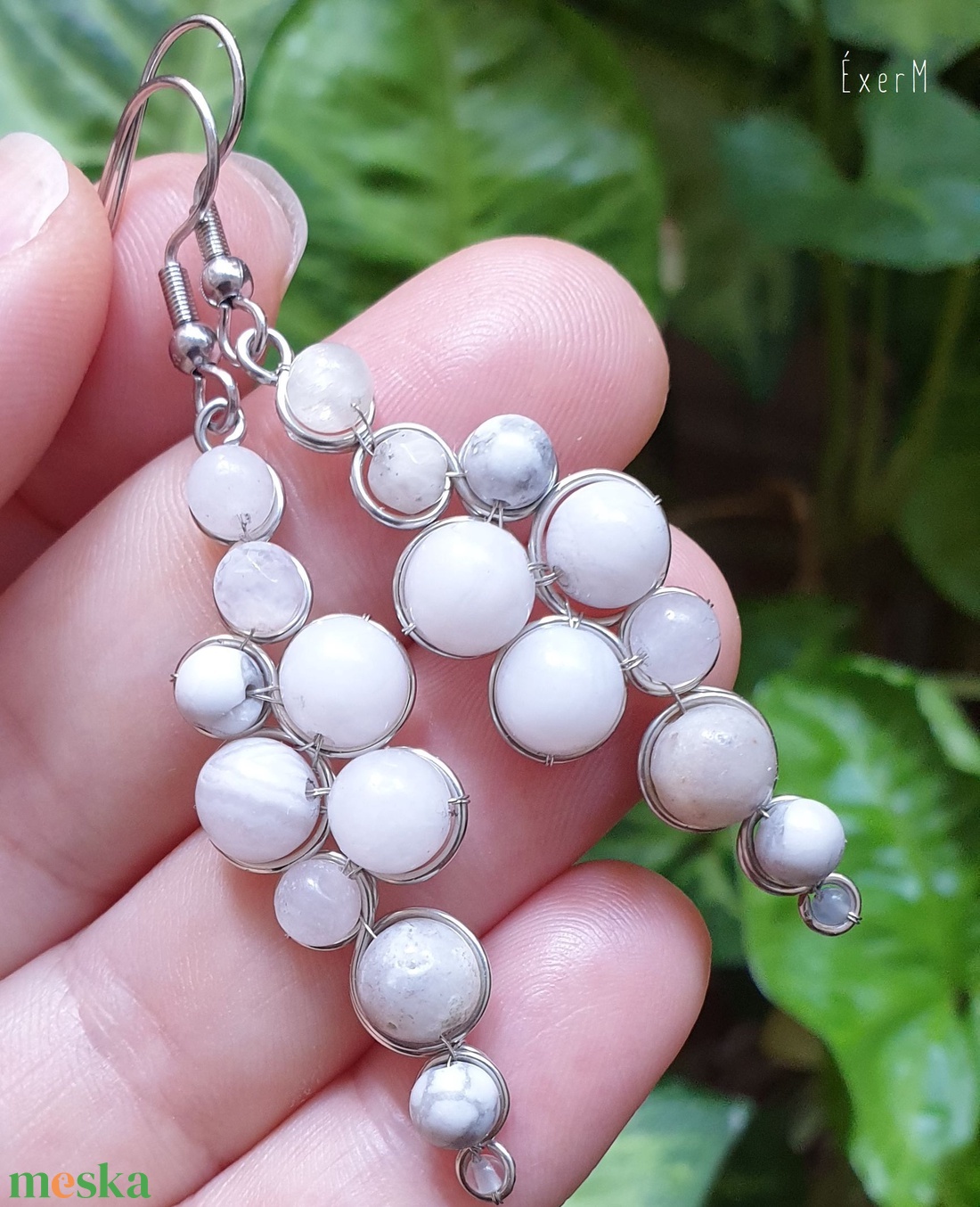 Felhő - fehér statement ásvány fülbevaló - ékszer - fülbevaló - lógó fülbevaló - Meska.hu