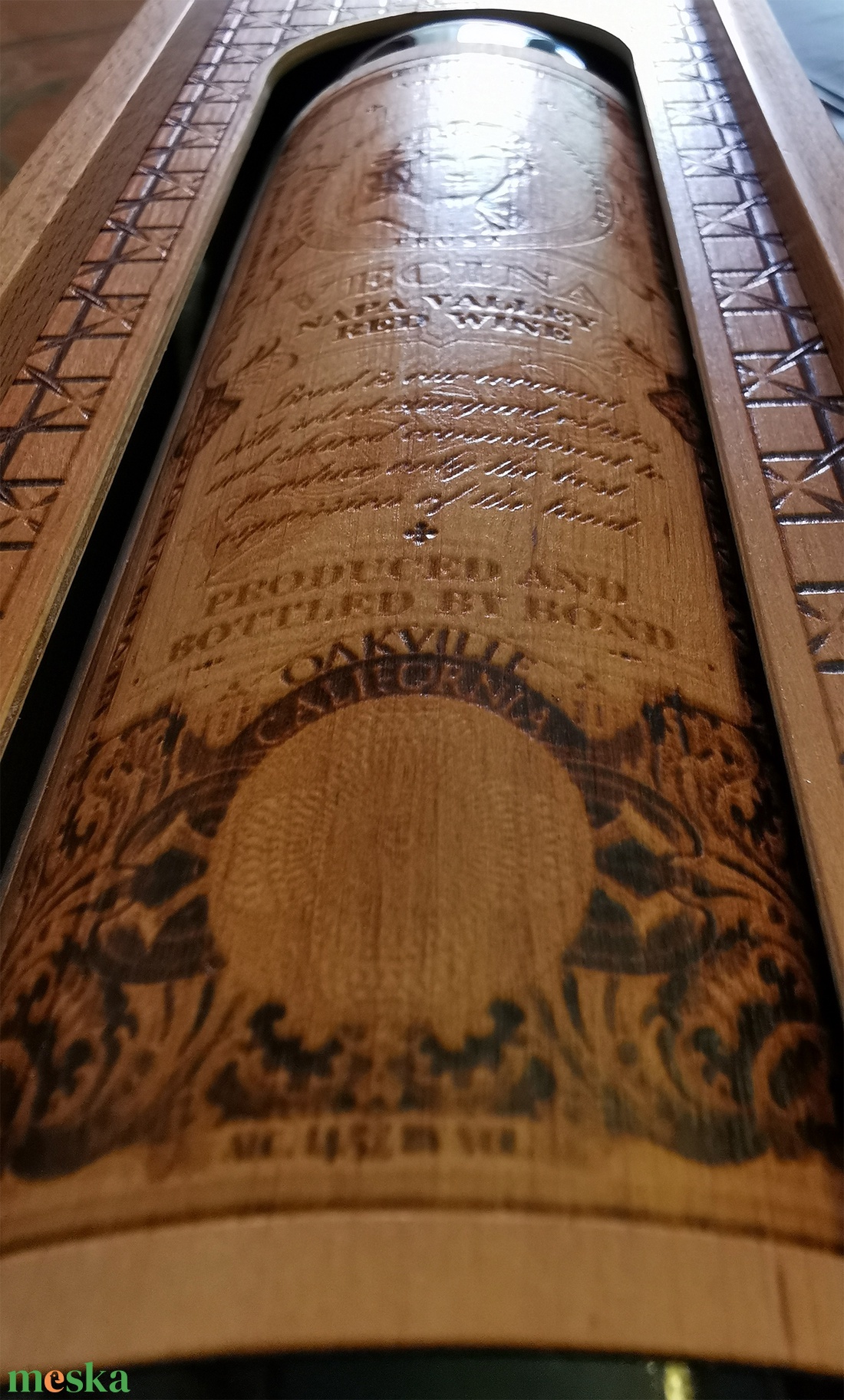 Fa díszdobozos és égetett égerfa címkés vörösbor - élelmiszer - alkoholos italok - Meska.hu Fa díszdobozos és égetett égerfa címkés vörösbor - élelmiszer - alkoholos italok - Meska.hu