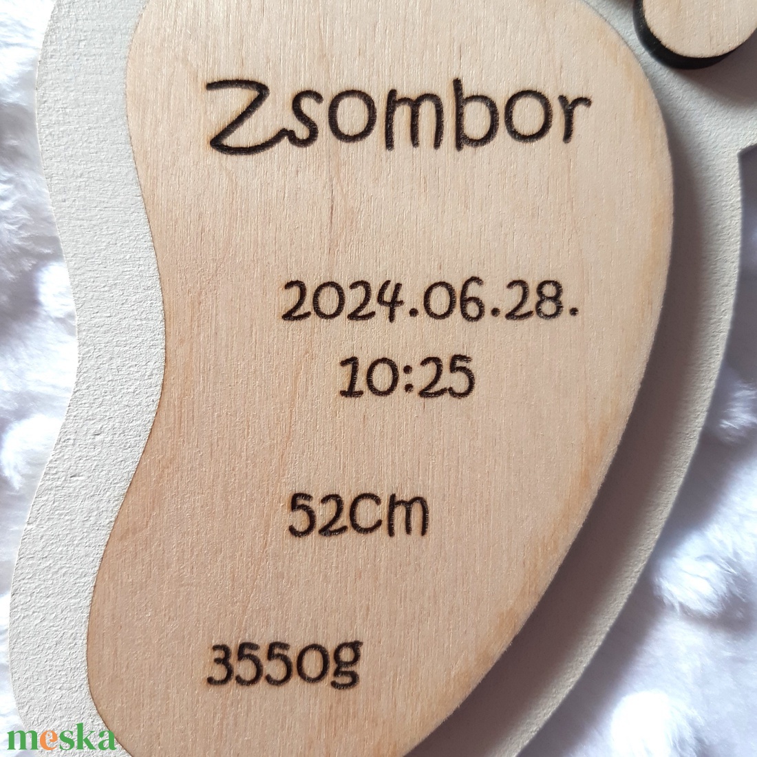 Lábnyom névtábla, babaköszöntő - 2-es típus - otthon & életmód - babaszoba, gyerekszoba - gyerek névtábla - Meska.hu