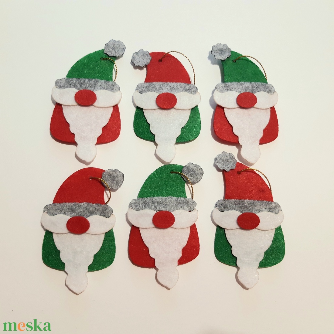 Mikulás manó függő díszek 6db - karácsony - karácsonyi lakásdekoráció - karácsonyfadíszek - Meska.hu