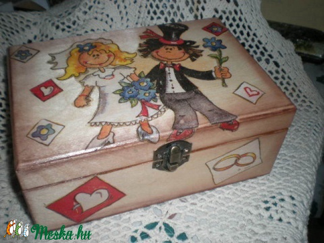 Névreszóló ajándékdoboz  esküvőre 6 rekeszes   -  - Meska.hu