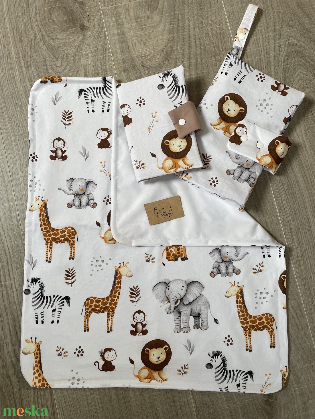 Újszülött alap szett - szafari - táska & tok - pelenkatáska - pelenkatartó tok - Meska.hu