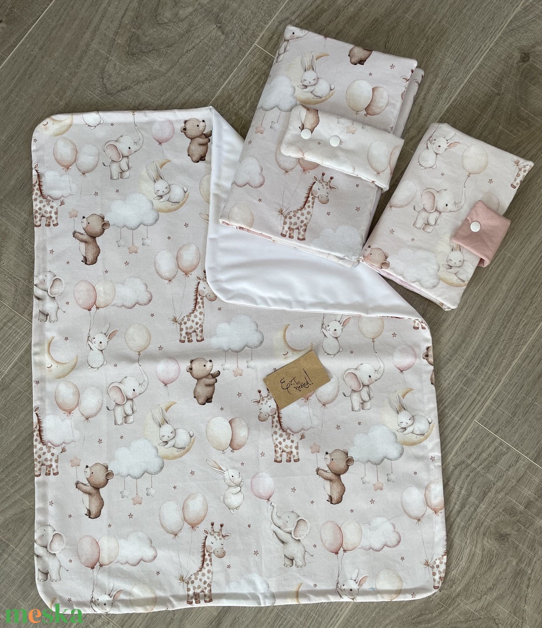 Újszülött alap szett - nyuszis/macis - táska & tok - pelenkatáska - pelenkatartó tok - Meska.hu