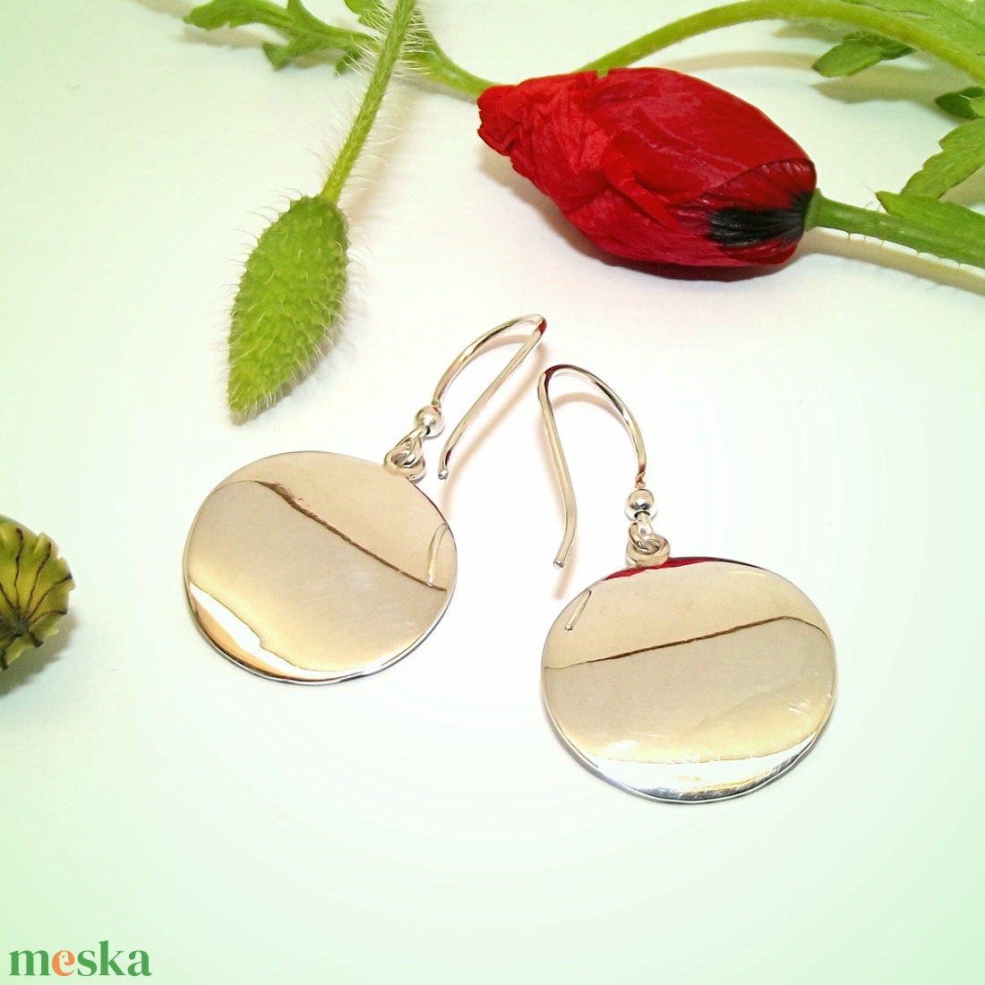 Piros tulipános, kerek, lógós, női ezüst fülbevaló pár (ETK.12) - ékszer - fülbevaló - lógó fülbevaló - Meska.hu Piros tulipános, kerek, lógós, női ezüst fülbevaló pár (ETK.12) - ékszer - fülbevaló - lógó fülbevaló - Meska.hu