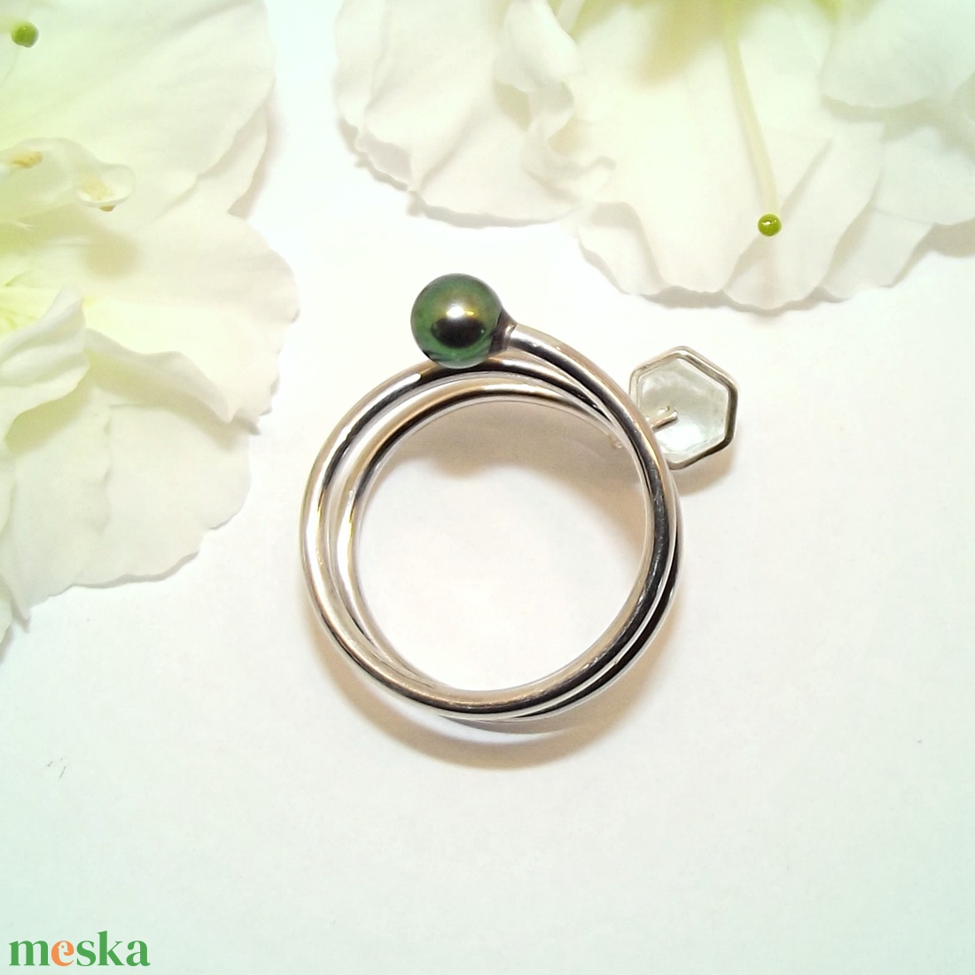 Szürke igazgyöngy és aquamarin, női ezüst gyűrű, állítható (EIK.13) - ékszer - gyűrű - gyöngyös gyűrű - Meska.hu