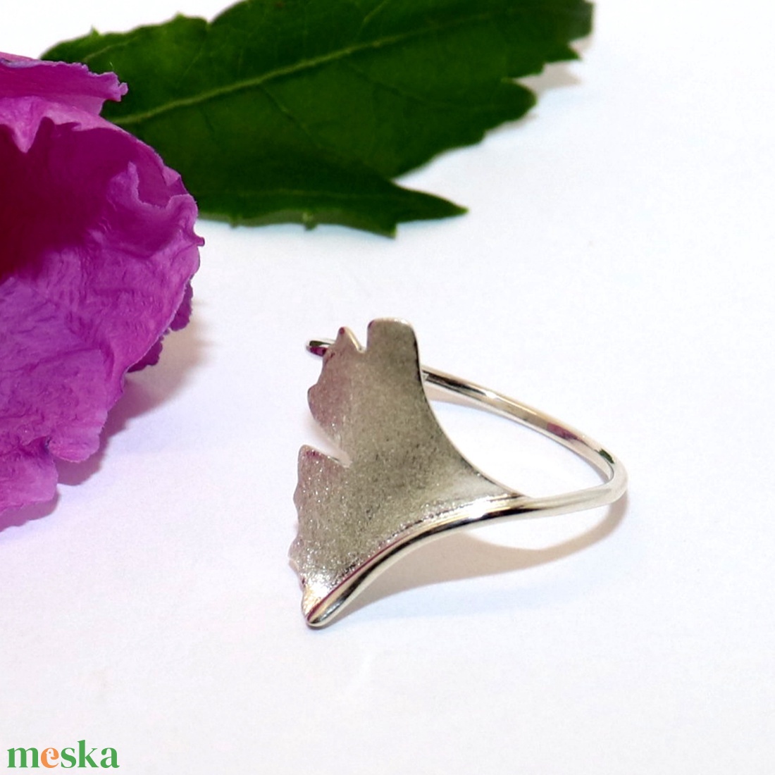 Ginkgo biloba, mattírozott, női ezüst gyűrű (EGK.13) - ékszer - gyűrű - figurális gyűrű - Meska.hu Ginkgo biloba, mattírozott, női ezüst gyűrű (EGK.13) - ékszer - gyűrű - figurális gyűrű - Meska.hu