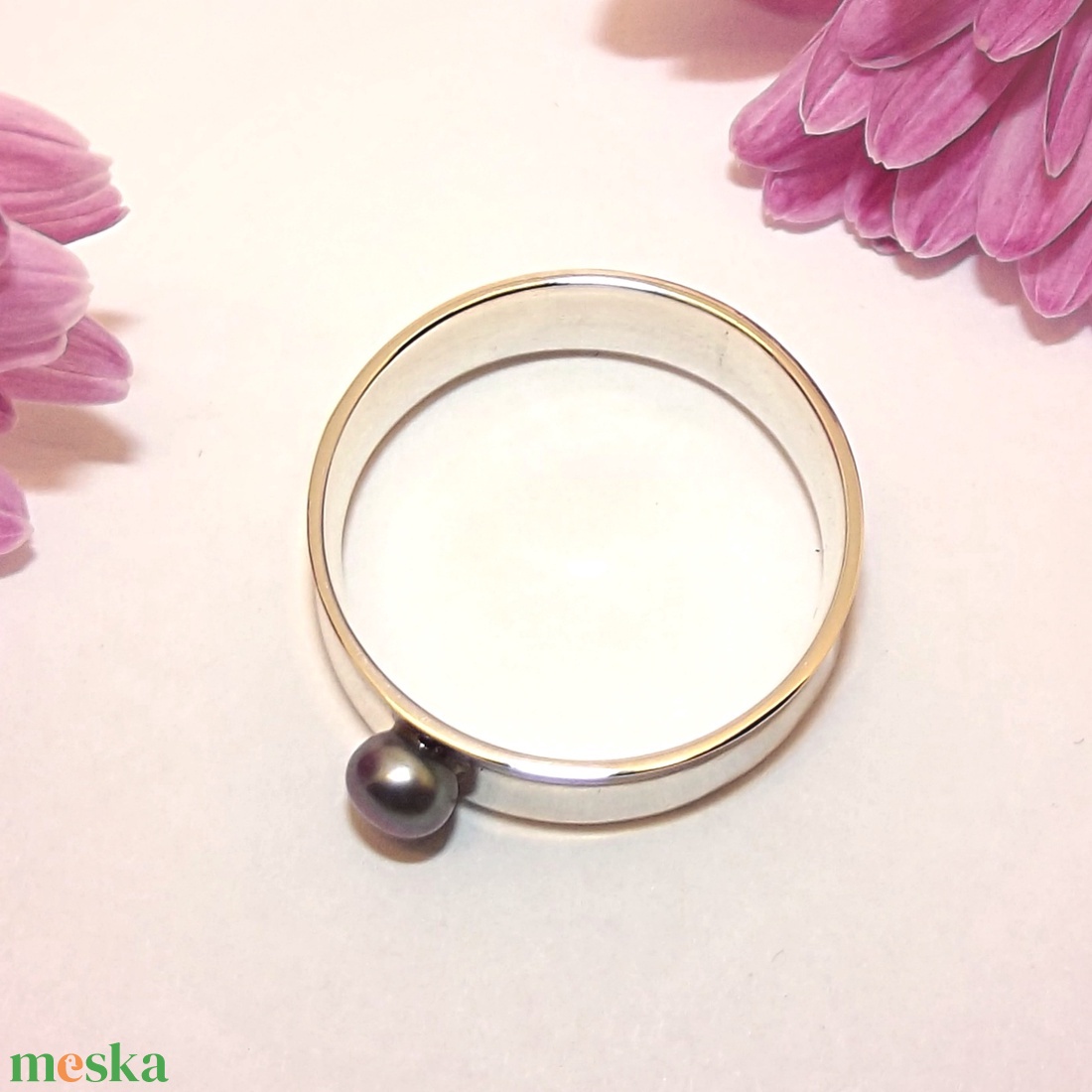 Homorú, szürke igazgyöngyös, női ezüst gyűrű, 61-es méret (VHO.12) - ékszer - gyűrű - statement gyűrű - Meska.hu