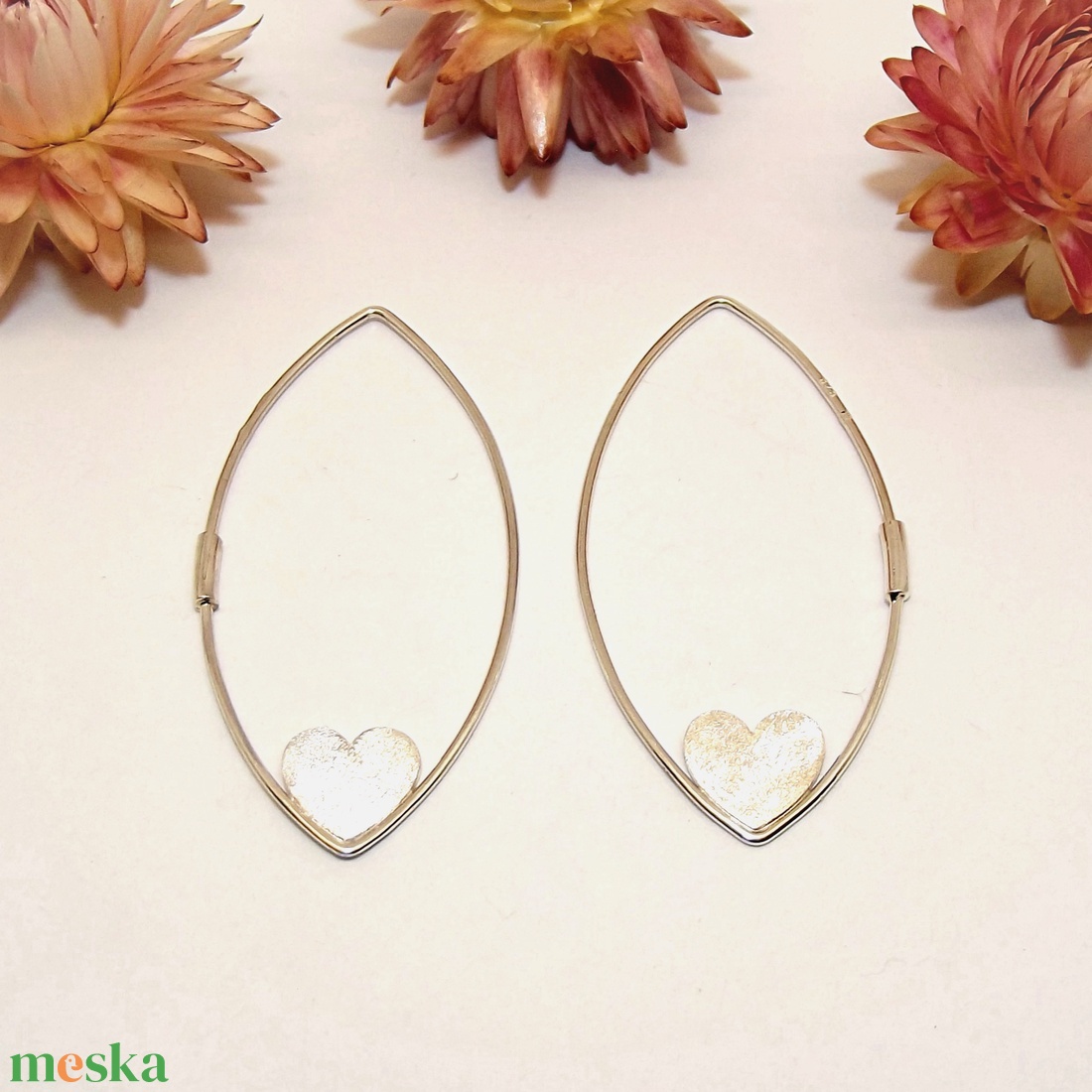 Matt szív, ezüst fülbevaló (EF.042) - ékszer - fülbevaló - lógó fülbevaló - Meska.hu