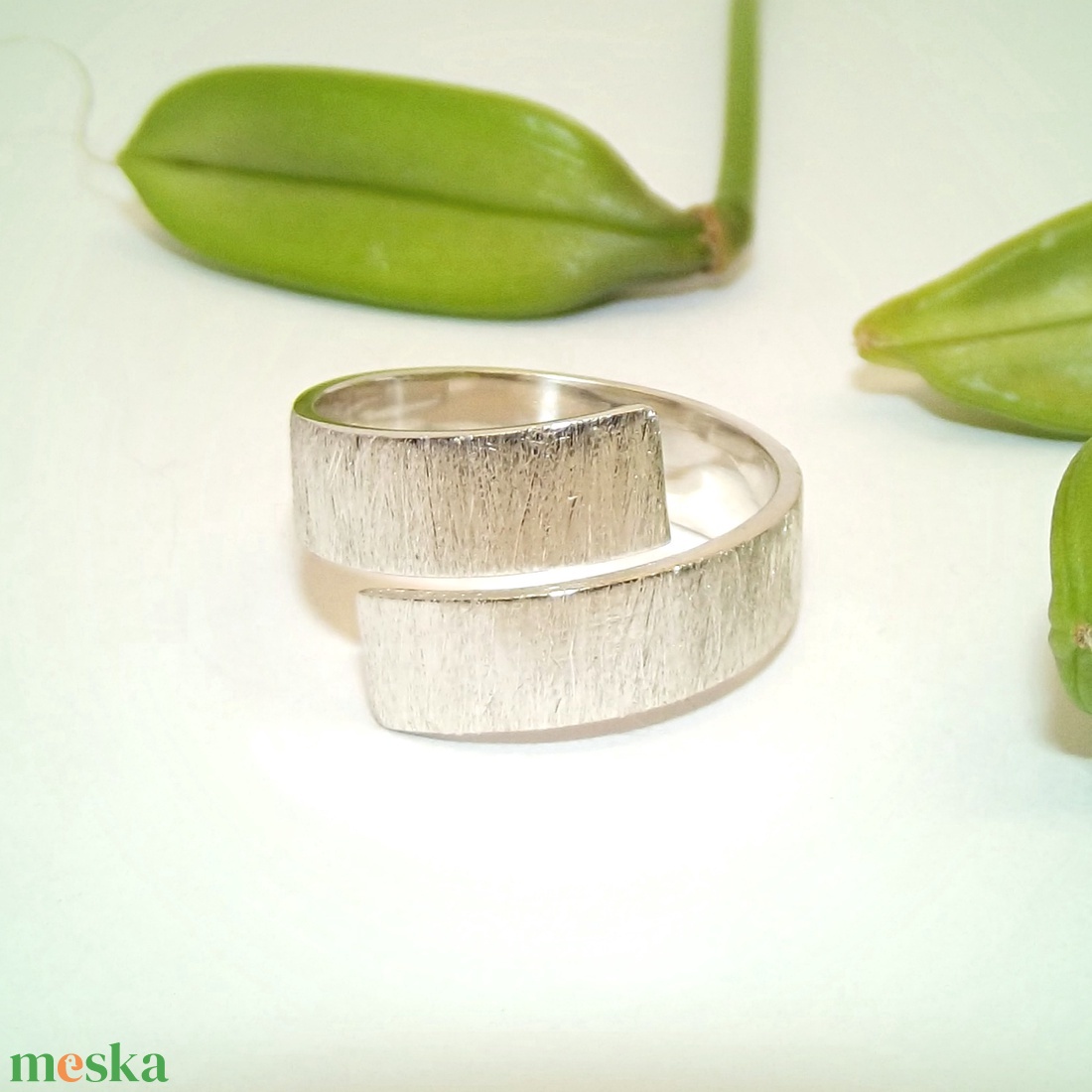 Csavart, keresztbe csiszolt, női ezüst gyűrű, 58-as méret, állítható (VCSA.08) - ékszer - gyűrű - statement gyűrű - Meska.hu