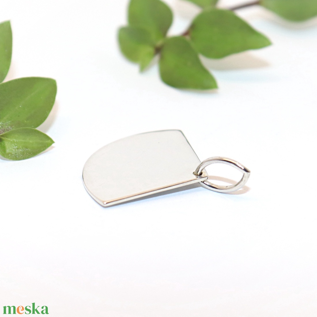 Piros tulipános körcikk, női ezüst medál (ETK.37) - ékszer - nyaklánc - medál - Meska.hu Piros tulipános körcikk, női ezüst medál (ETK.37) - ékszer - nyaklánc - medál - Meska.hu