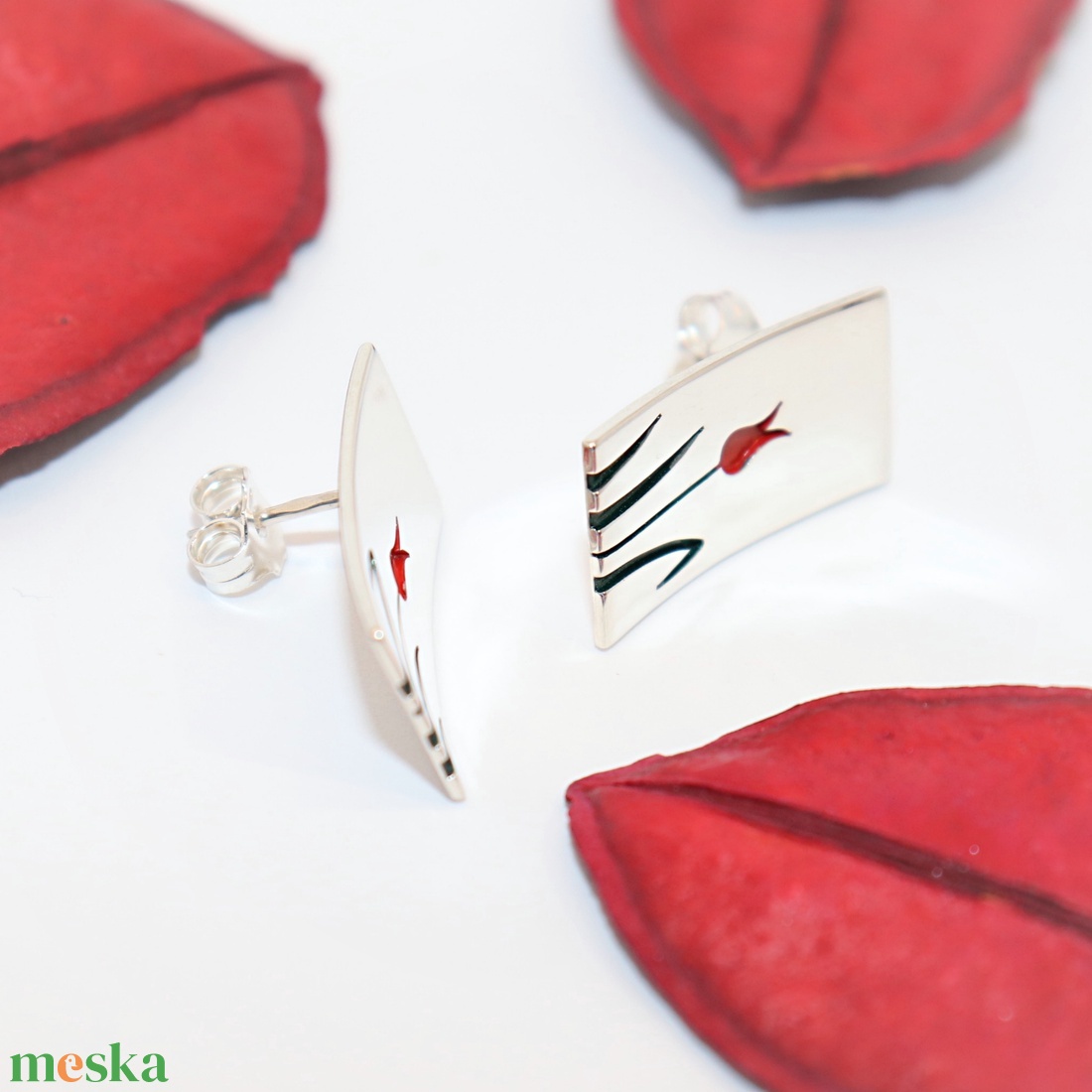 Piros tulipános, női ezüst fülbevaló pár (ETK.09) - ékszer - fülbevaló - lógó fülbevaló - Meska.hu Piros tulipános, női ezüst fülbevaló pár (ETK.09) - ékszer - fülbevaló - lógó fülbevaló - Meska.hu