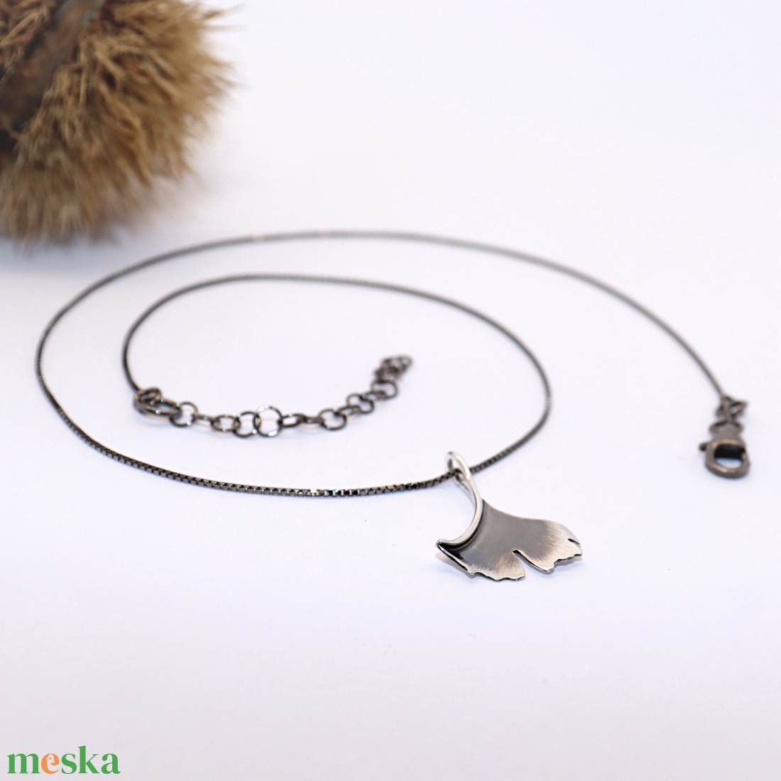 Ginkgo biloba, antikolt, női ezüst nyaklánc, 40-45 cm (EGK.03) - ékszer - nyaklánc - medálos nyaklánc - Meska.hu Ginkgo biloba, antikolt, női ezüst nyaklánc, 40-45 cm (EGK.03) - ékszer - nyaklánc - medálos nyaklánc - Meska.hu