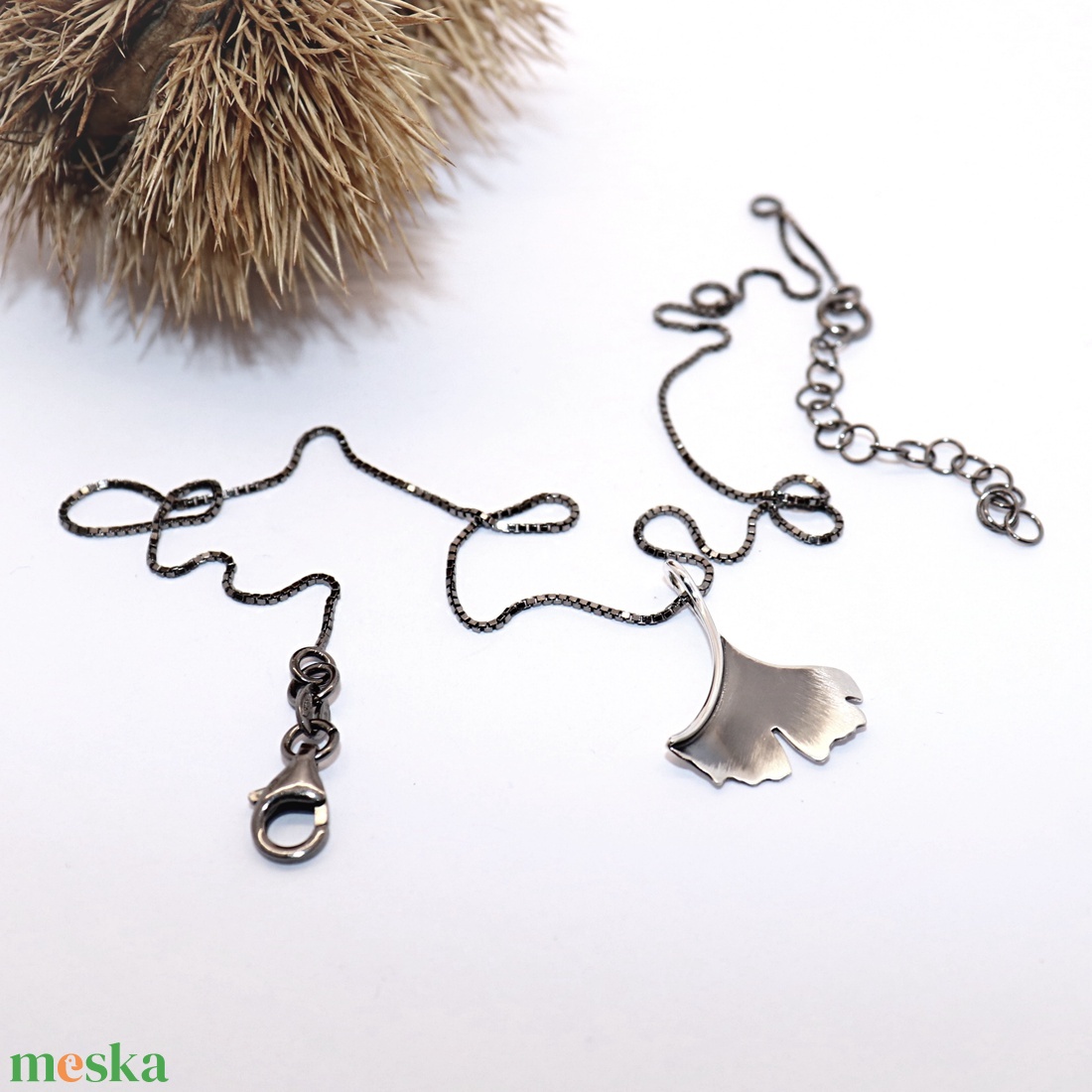 Ginkgo biloba, antikolt, női ezüst nyaklánc, 40-45 cm (EGK.03) - ékszer - nyaklánc - medálos nyaklánc - Meska.hu Ginkgo biloba, antikolt, női ezüst nyaklánc, 40-45 cm (EGK.03) - ékszer - nyaklánc - medálos nyaklánc - Meska.hu